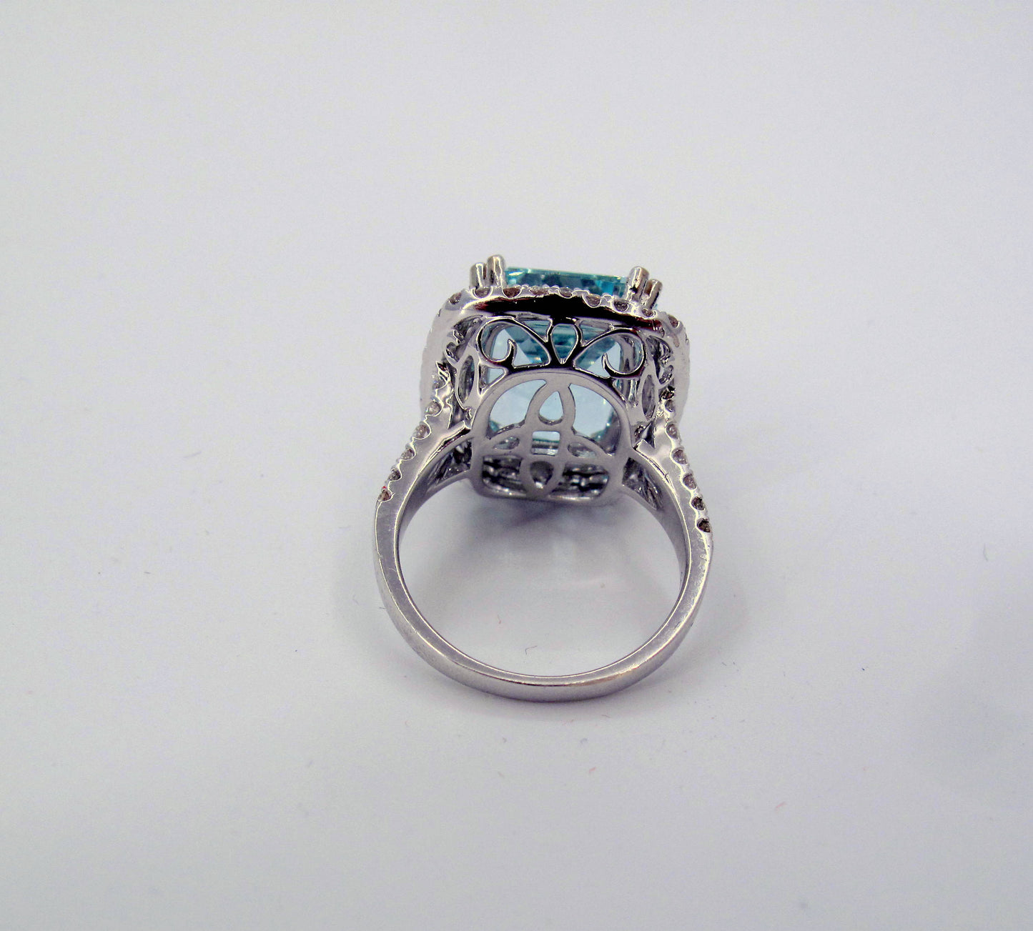 Superb 14K Gold Aquamarine-Diamond Ladies Ring Size 7 Fine Jewelry