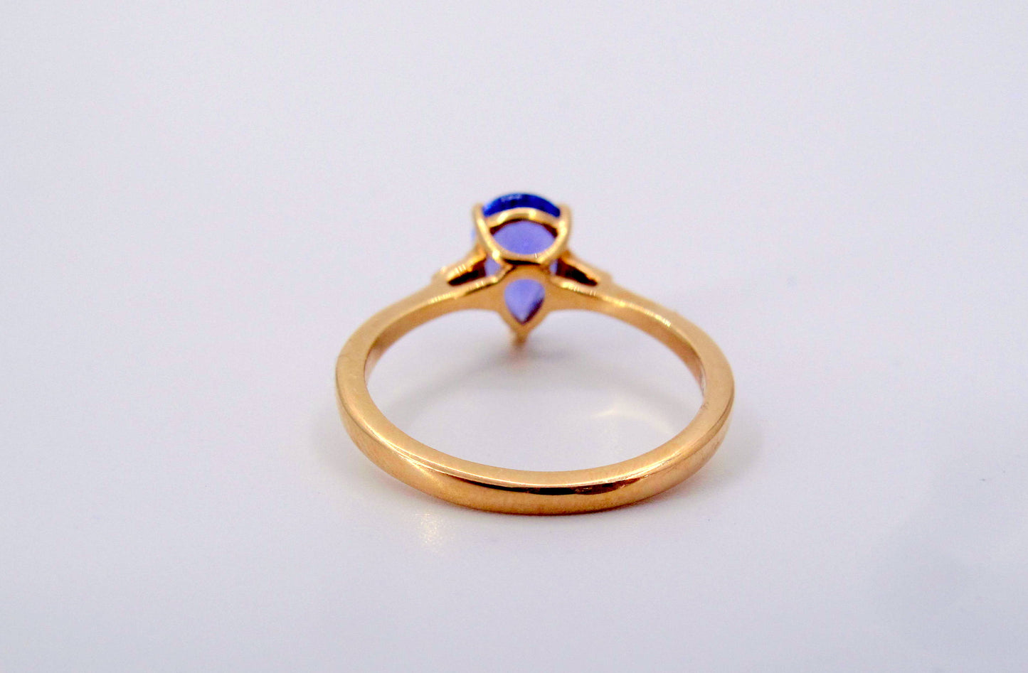 Superb 18K Gold ILIANA Tanzanite & Diamonds Ladies Ring Size 7.25