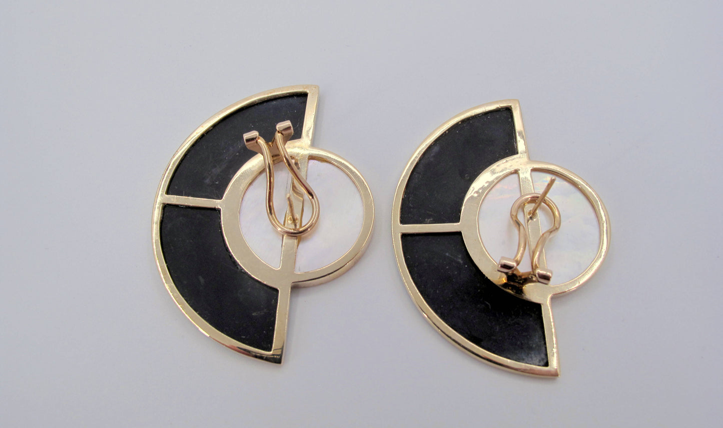 Stunning Retro 14K Gold M.O.P & Onyx Ladies Earrings Fine Jewelry