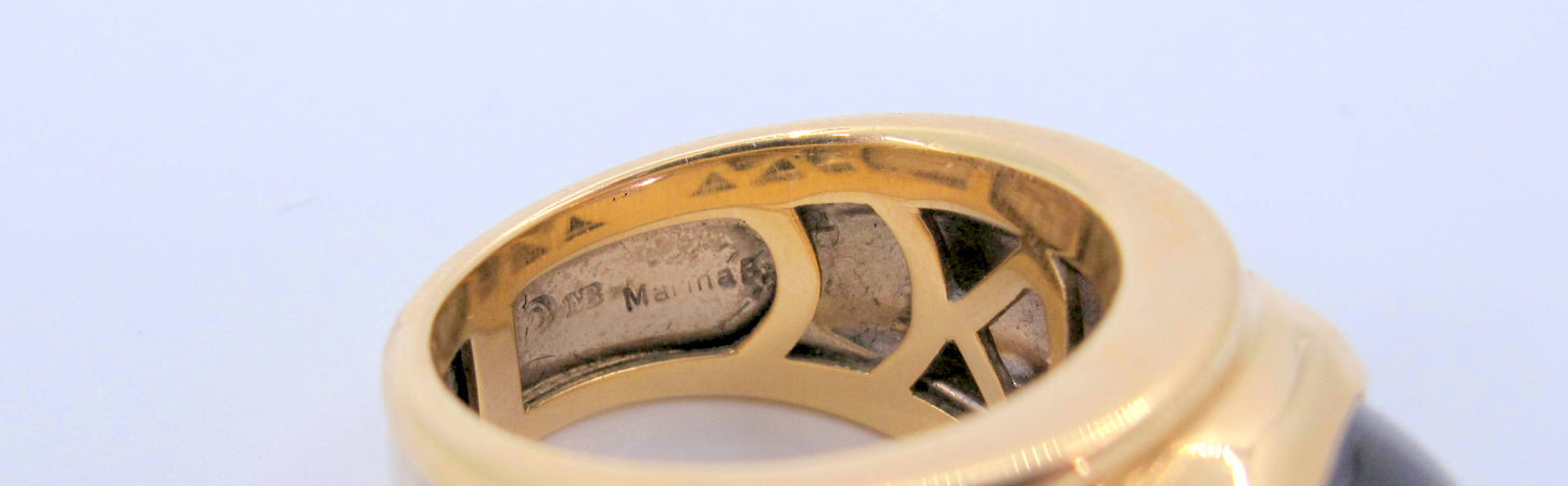 Superb 18K Gold MARINA B. Amethyst Ladies Cocktail Ring Size 6