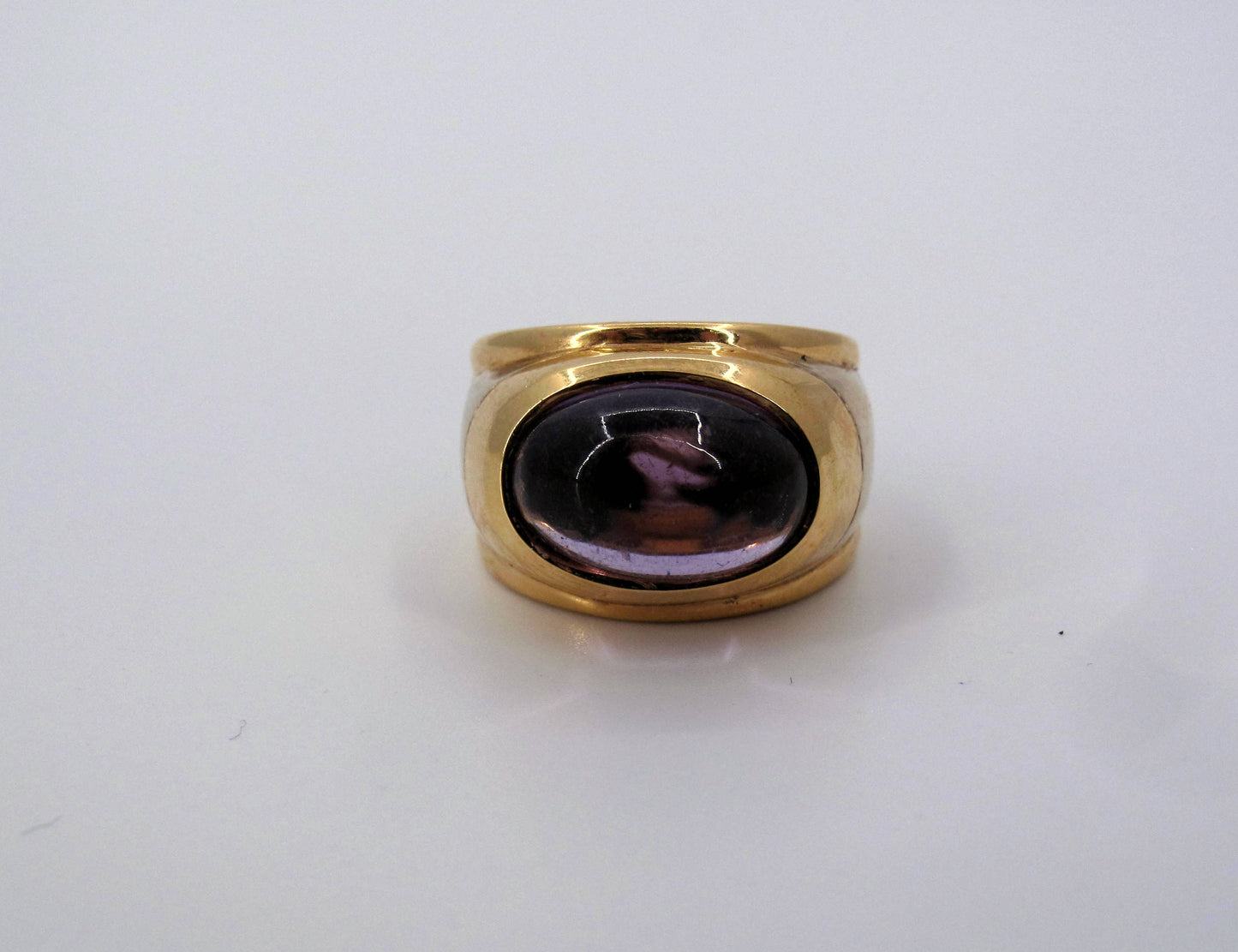 Superb 18K Gold MARINA B. Amethyst Ladies Cocktail Ring Size 6