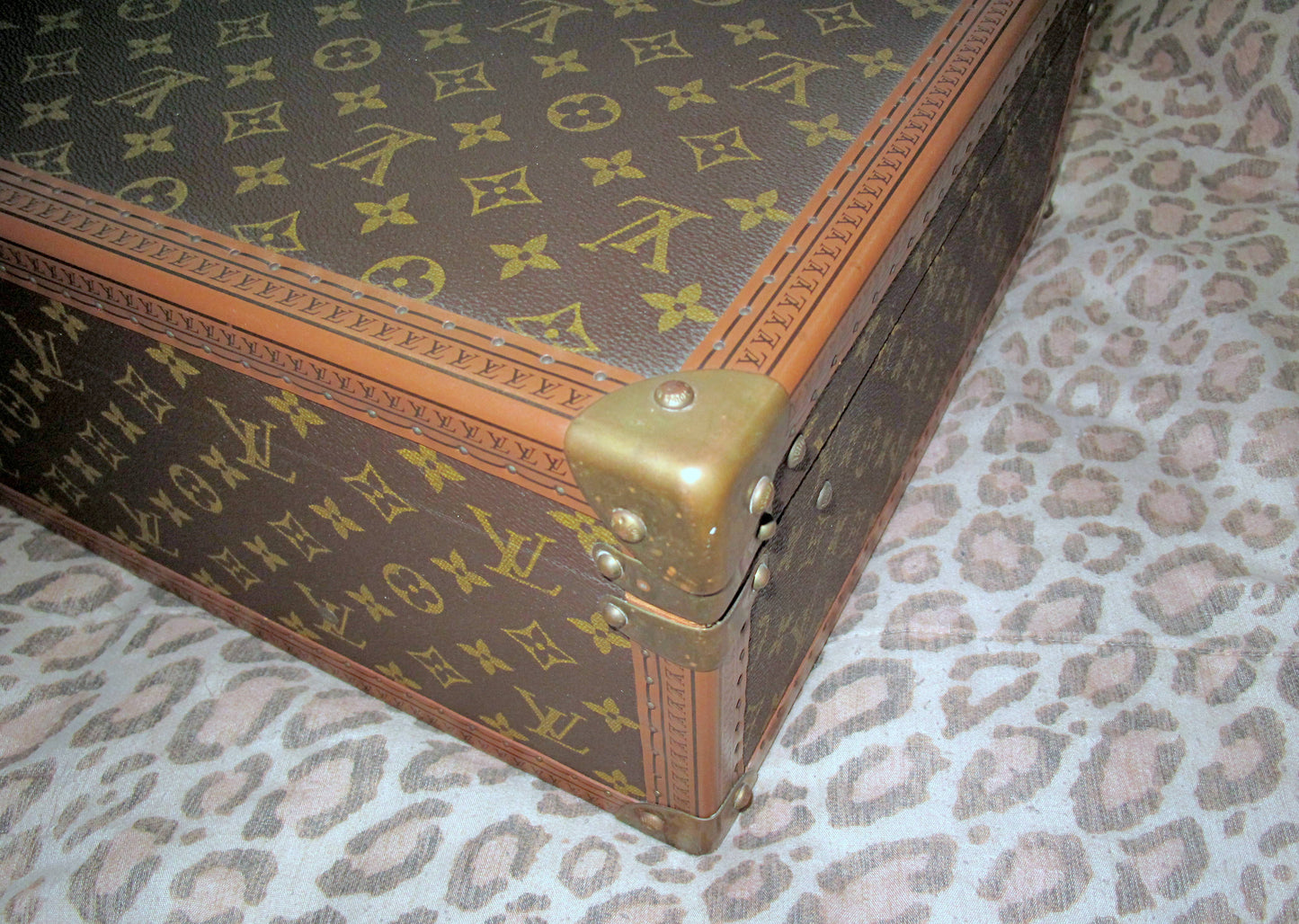 Original Vintage Louis Vuitton Trunk Luggage Brown Monogram