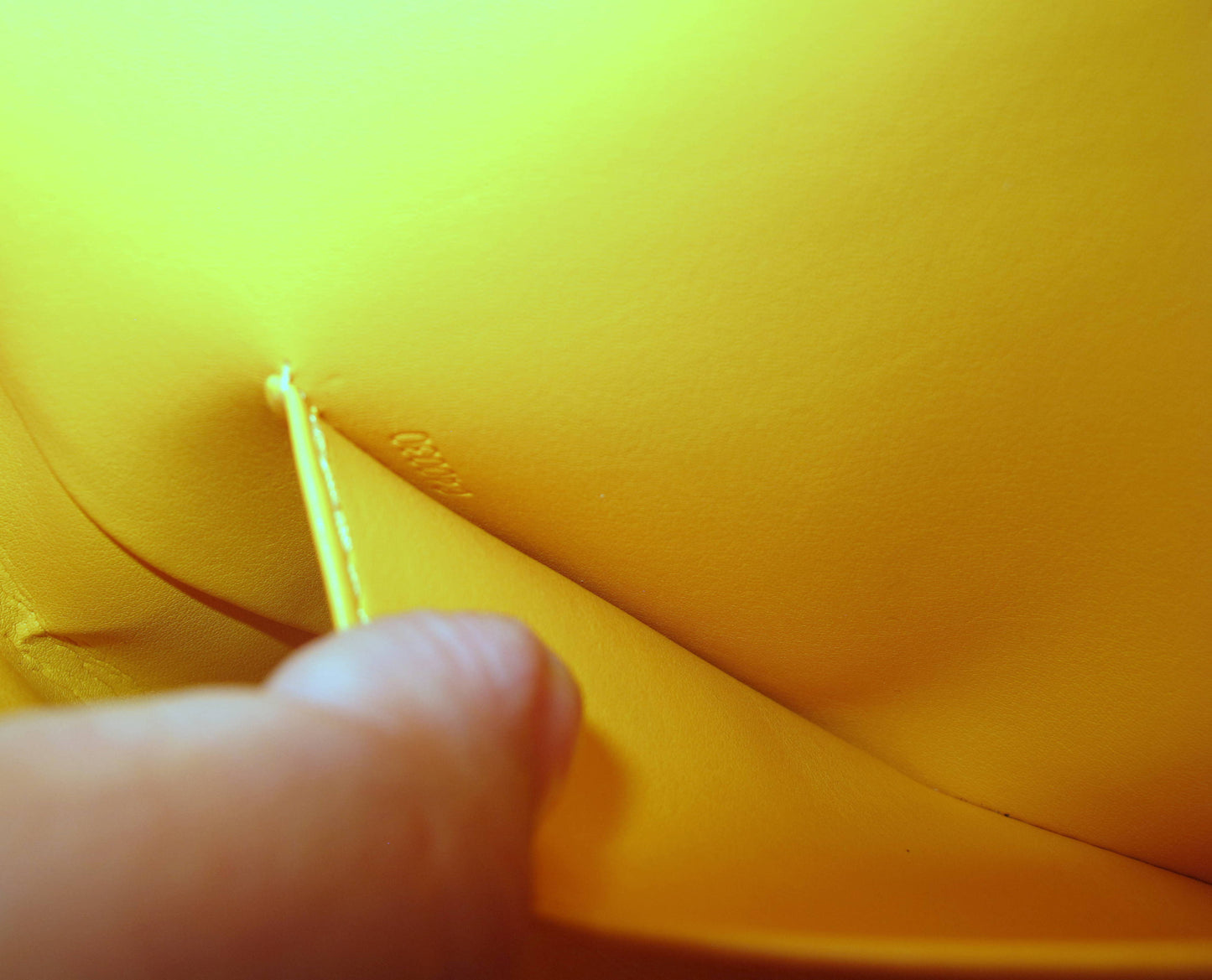 Original LOUIS VUITTON "THOMPSON" Yellow Mustard Ladies Handbag