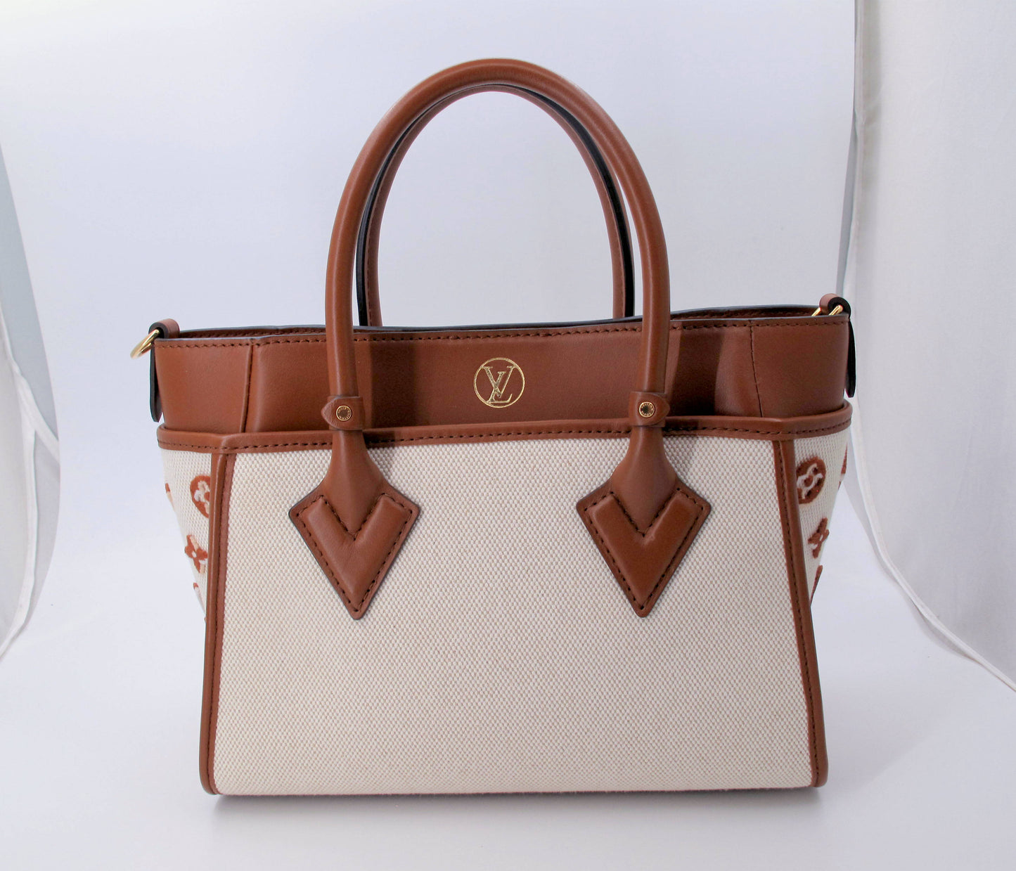 Original LOUIS VUITTON "ON MY SIDE" PM Leather Ladies Handbag