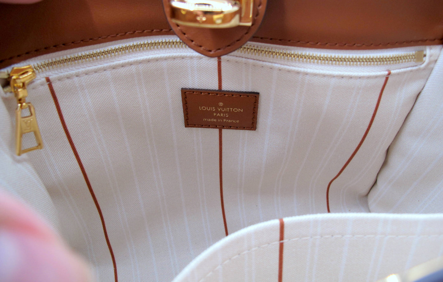 Original LOUIS VUITTON "ON MY SIDE" PM Leather Ladies Handbag
