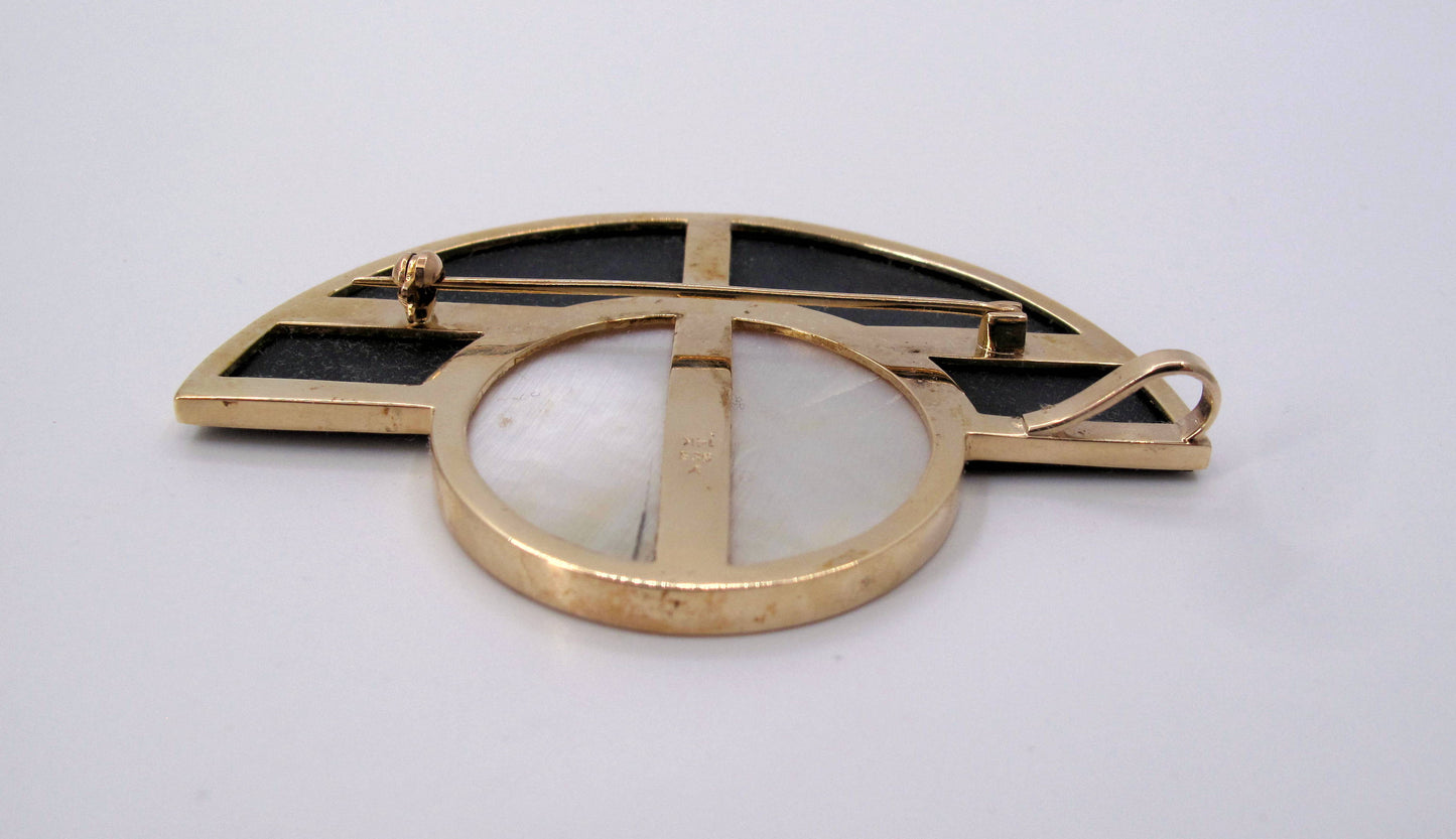 Stunning Retro 14K Gold M.O.P & Onyx Ladies Pendant Fine Jewelry