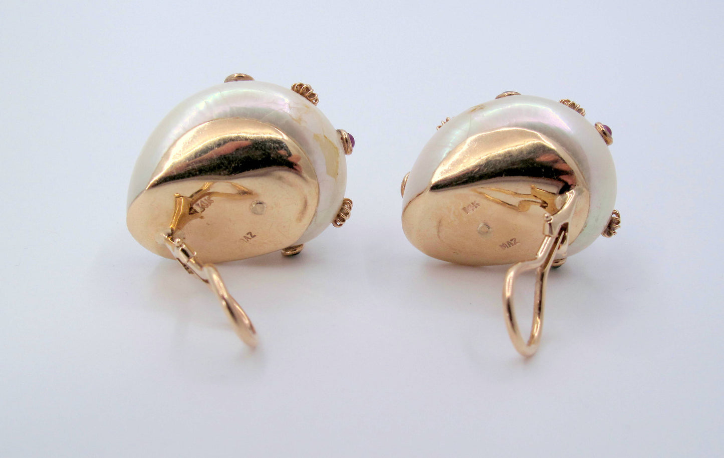 Stunning 14K Gold MAZ Seashell Multi-Gemstones Ladies Earrings