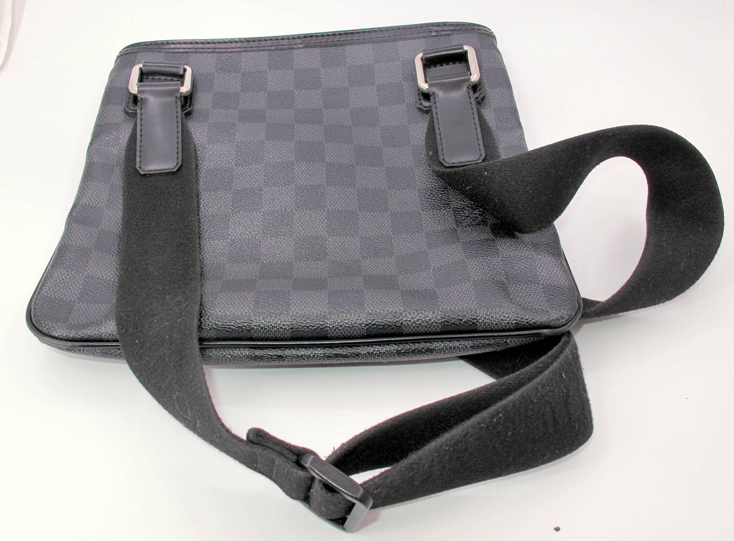 Original LOUIS VUITTON "THOMAS" Damier Graphite Messenger Handbag