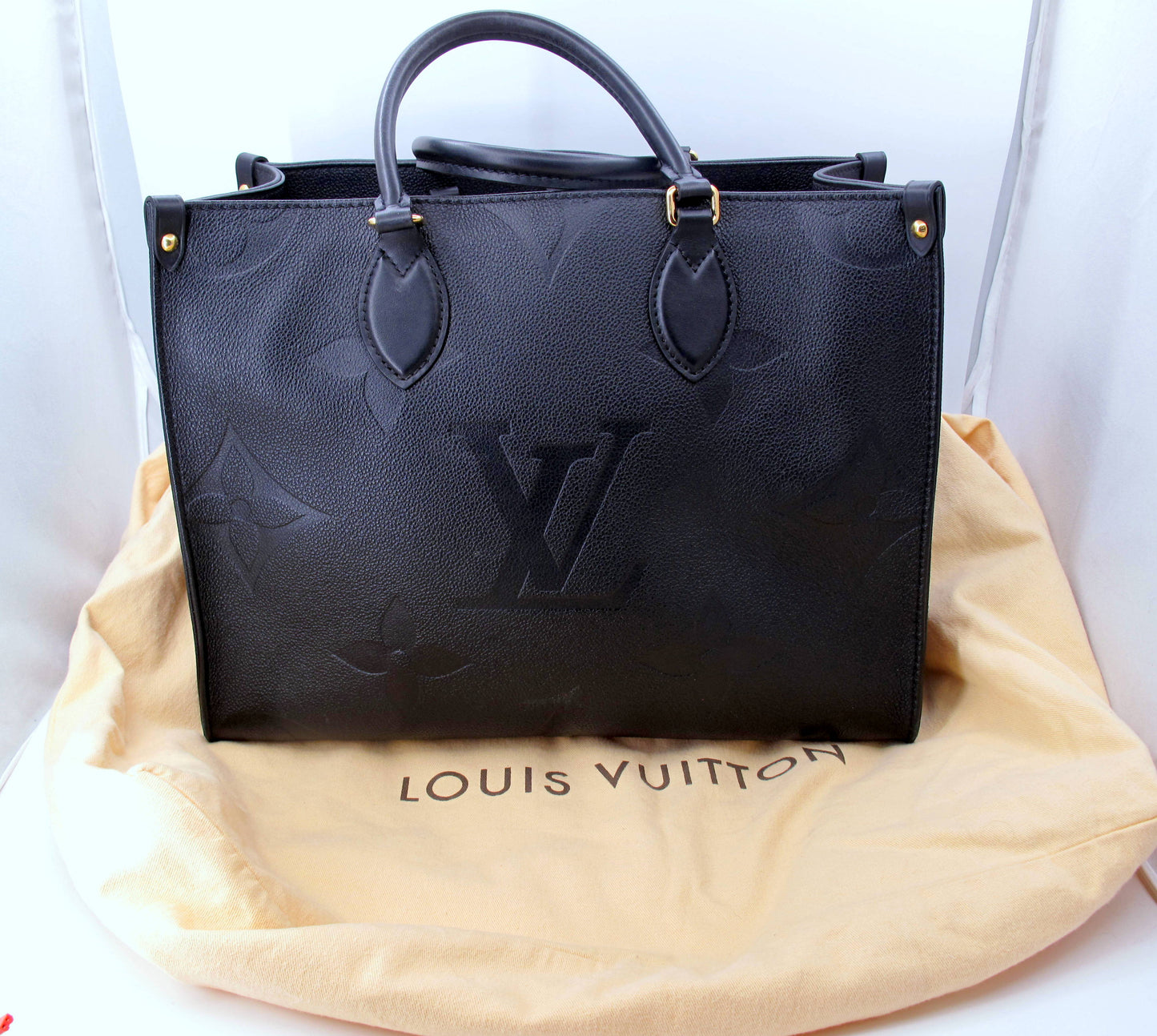 Original LOUIS VUITTON "ONTHEGO" MM Black Empreinte Leather Handbag