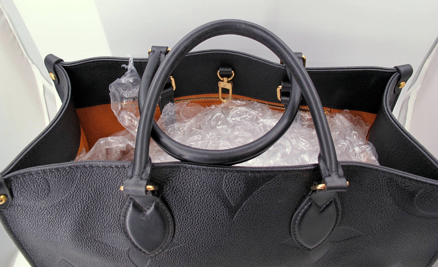 Original LOUIS VUITTON "ONTHEGO" MM Black Empreinte Leather Handbag