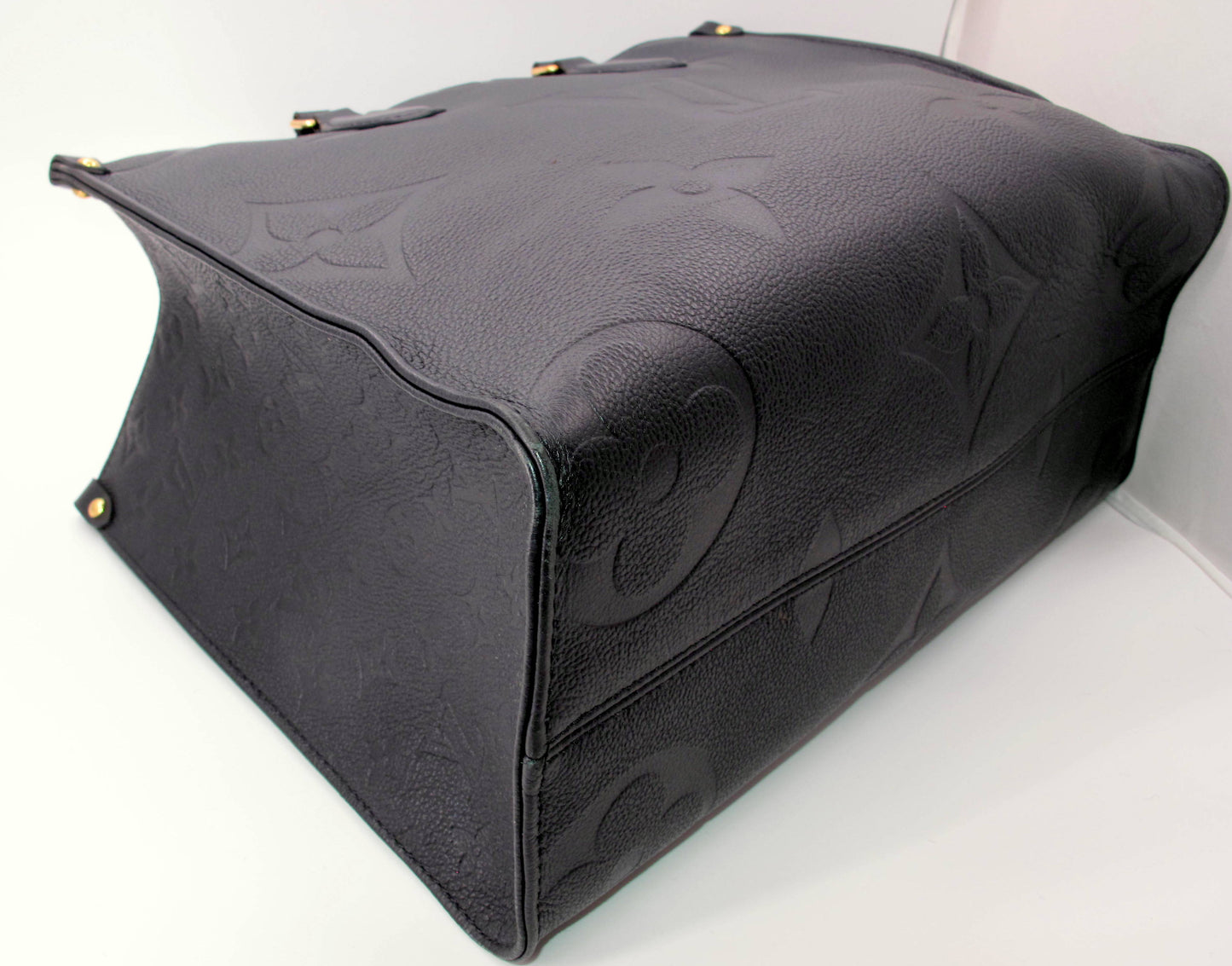 Original LOUIS VUITTON "ONTHEGO" MM Black Empreinte Leather Handbag