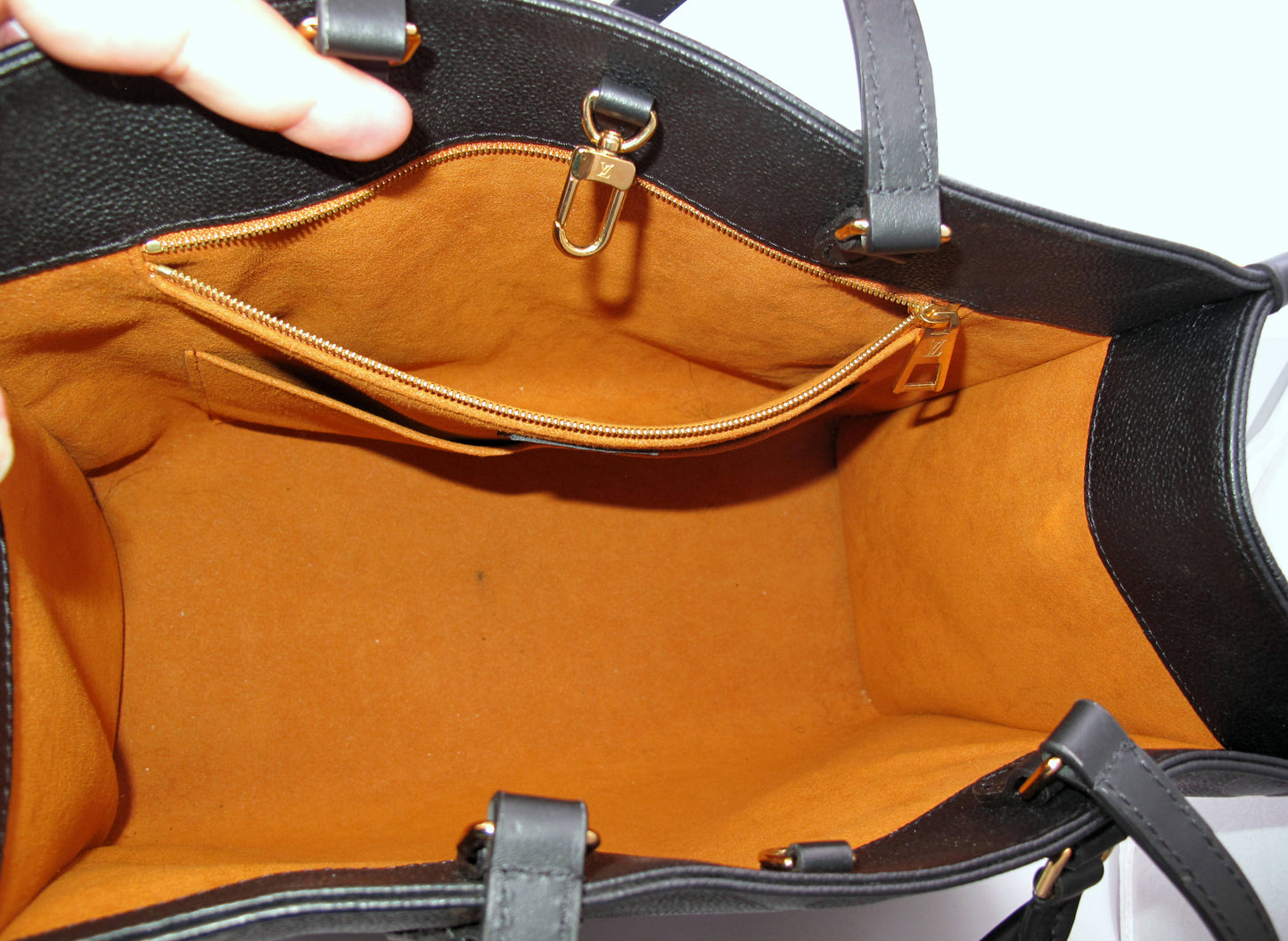 Original LOUIS VUITTON "ONTHEGO" MM Black Empreinte Leather Handbag