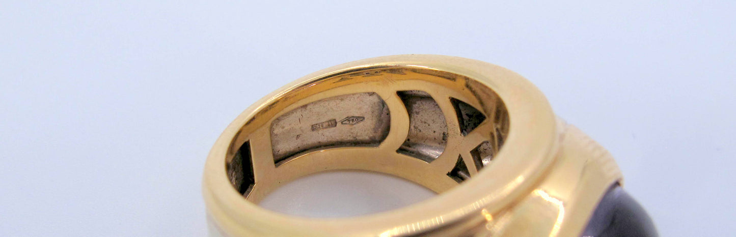 Superb 18K Gold MARINA B. Amethyst Ladies Cocktail Ring Size 6