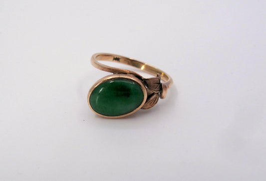 Estate 14K Gold Vintage Jade Ladies Ring Size 6.5 Fine Jewelry