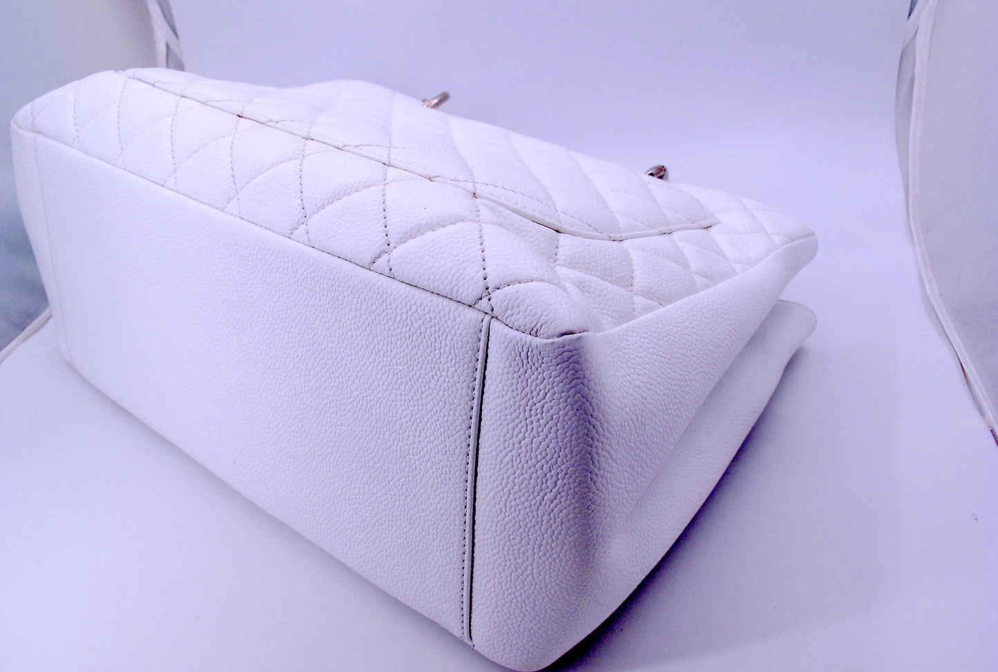 Original CHANEL "GRAND SHOPPER" Caviar Leather White Ladies Handbag