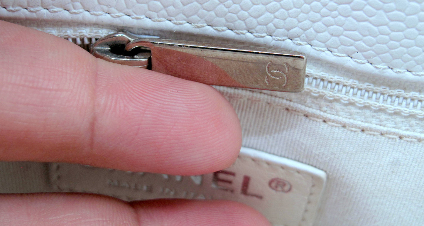 Original CHANEL "GRAND SHOPPER" Caviar Leather White Ladies Handbag
