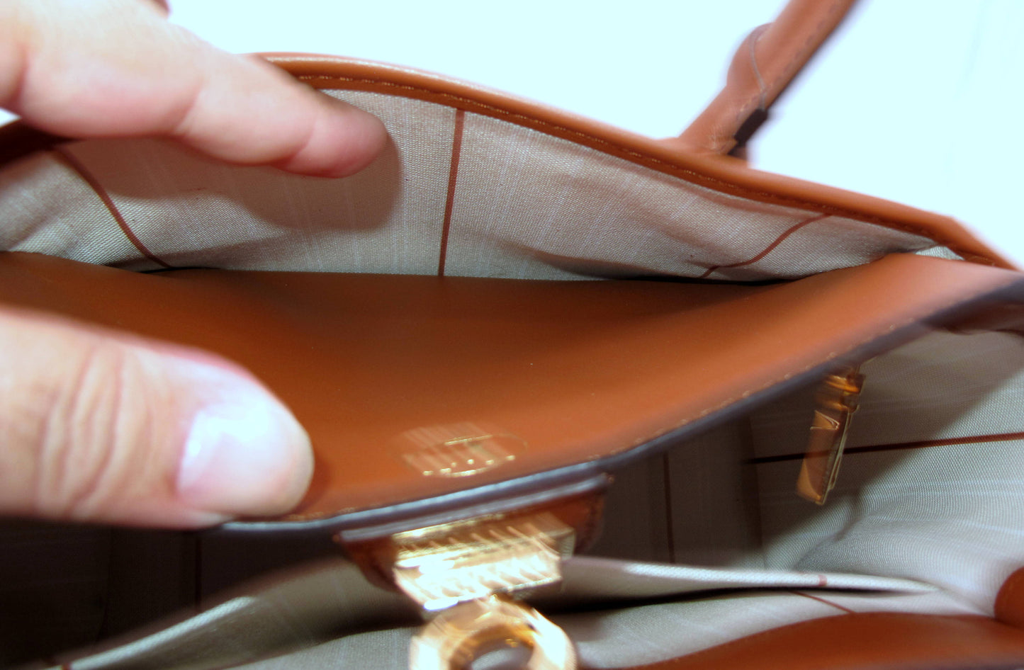 Original LOUIS VUITTON "ON MY SIDE" PM Leather Ladies Handbag
