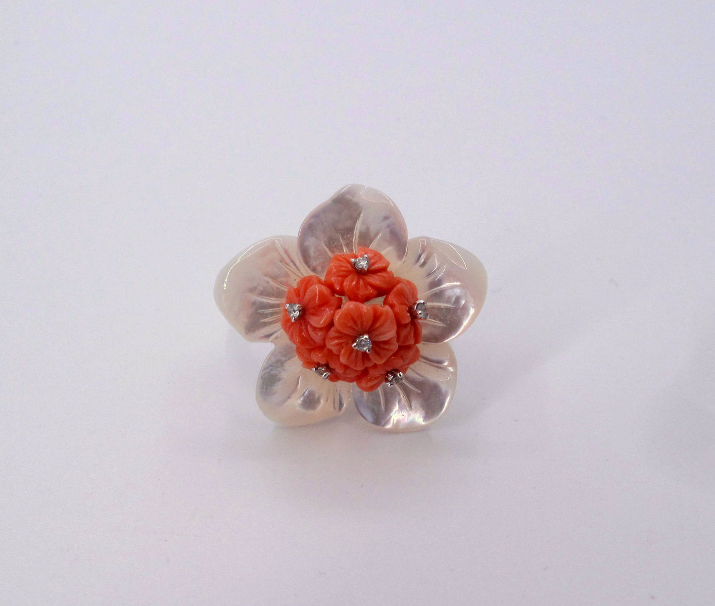 Stunning 18K Gold M.O.P-Coral-Diamond Ladies Ring Fine Jewelry Size 5.25