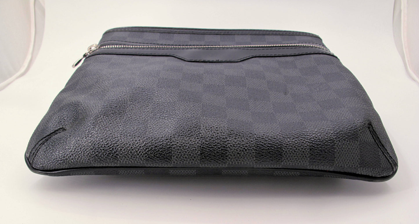 Original LOUIS VUITTON "THOMAS" Damier Graphite Messenger Handbag