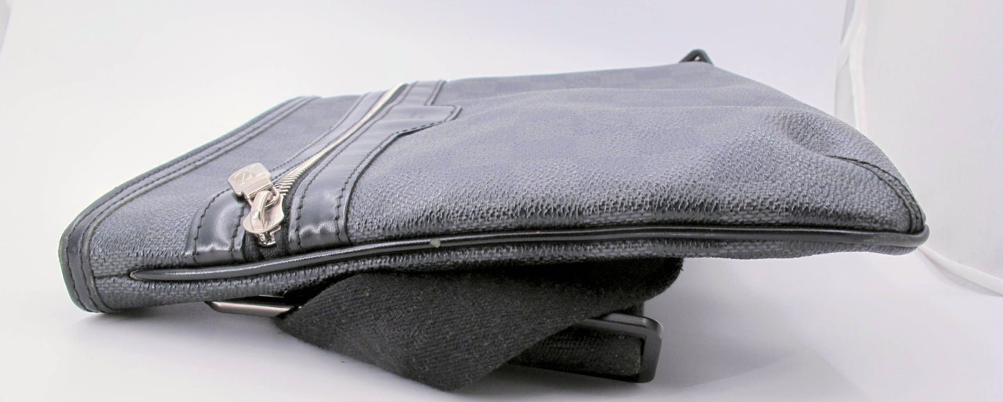 Original LOUIS VUITTON "THOMAS" Damier Graphite Messenger Handbag