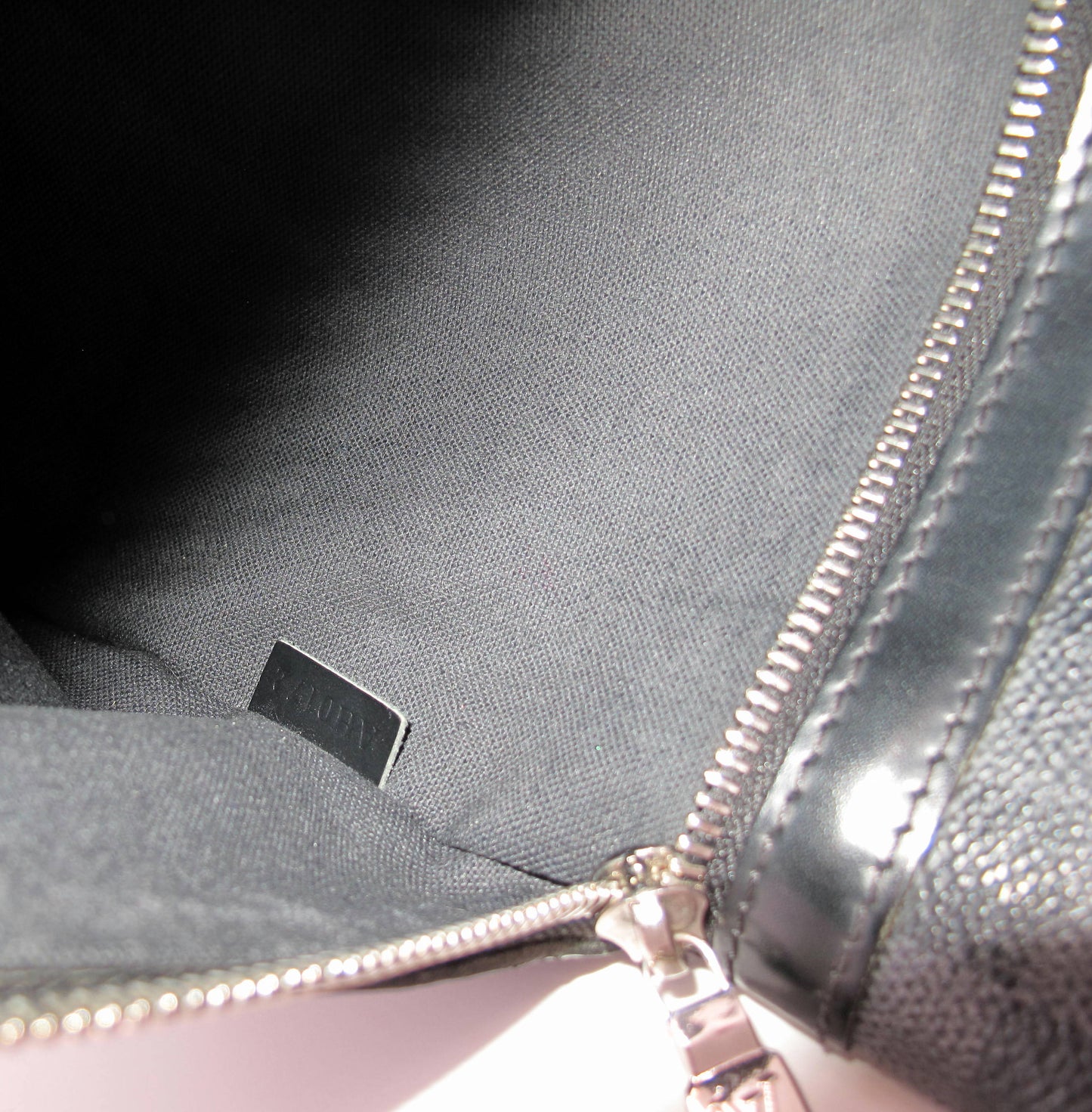 Original LOUIS VUITTON "THOMAS" Damier Graphite Messenger Handbag
